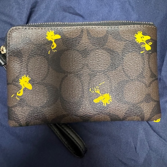 Coach Woodstock wristlet - Picture 2 of 5